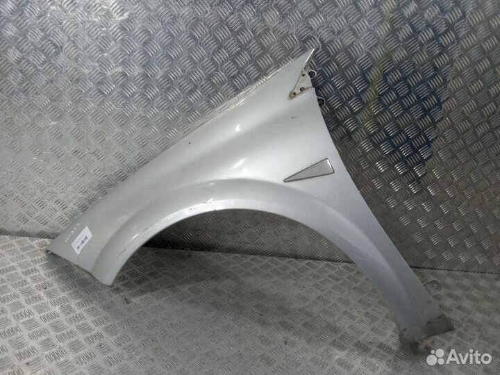 Крыло Renault Megane 2 (2003-2009)