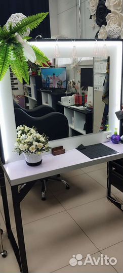 Рабочий стол парикмахерский