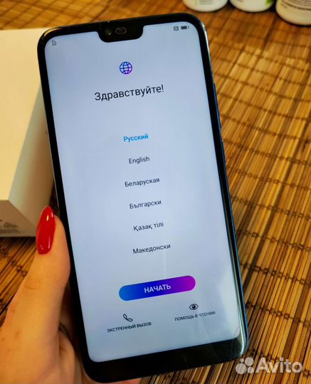 Телефон Honor 10