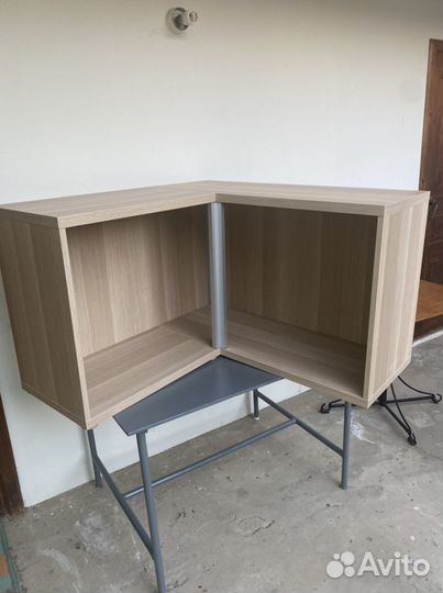 Модульные угловые полки IKEA besta