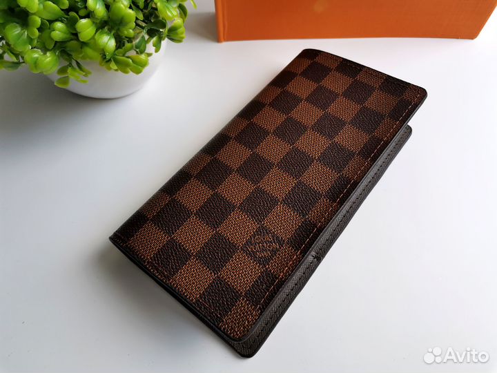 Кошелек Louis Vuitton