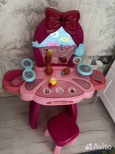 Детский туалетный столик для девочки