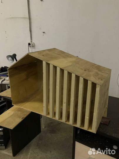 Домик для кошек и собак