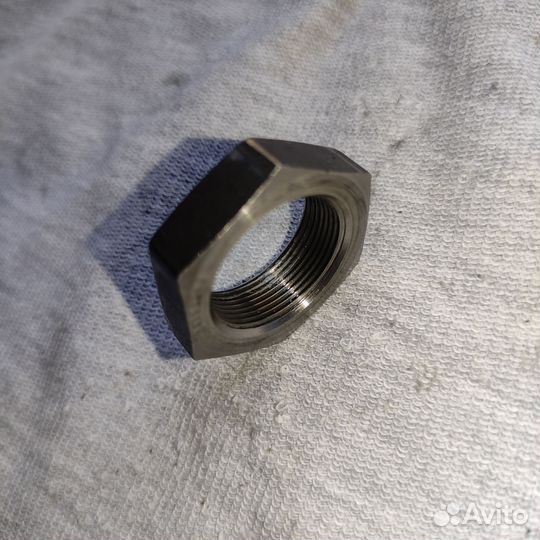 Гайка корзины сцепления Honda 22 мм