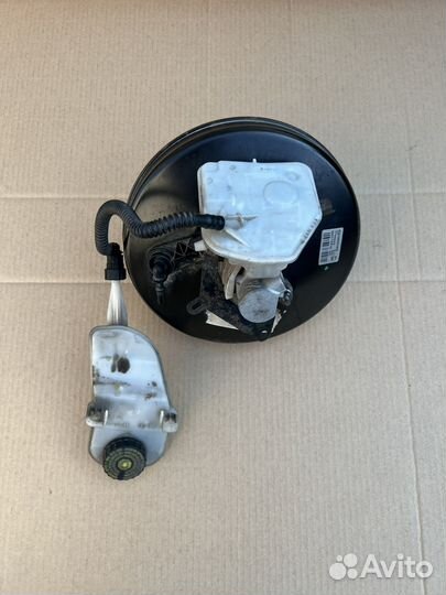 Ваккумный усилитель тормозов Peugeot 308