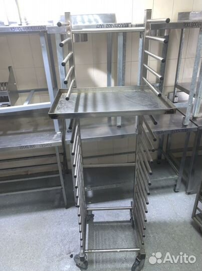 Шпильки, тележки для подносов и протвеней