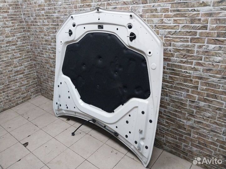 Капот BMW 5-Series/M5