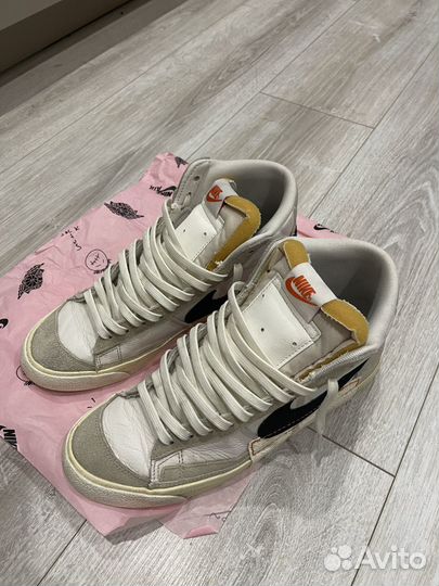 Продам кроссовки Nike Оригинал