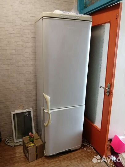 Холодильник бу