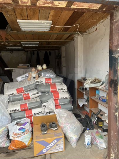 Гараж, > 30 м²