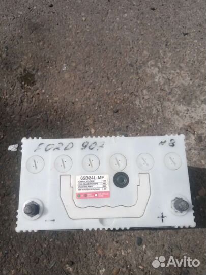 Авто аккумулятор на 65