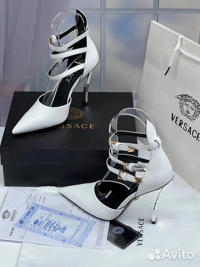 Туфли Versace