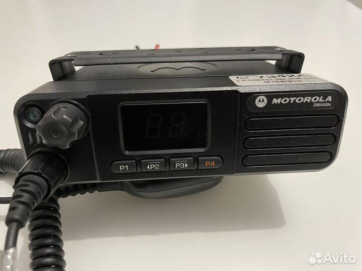 Цифровая радиостанция Motorola DM4400e