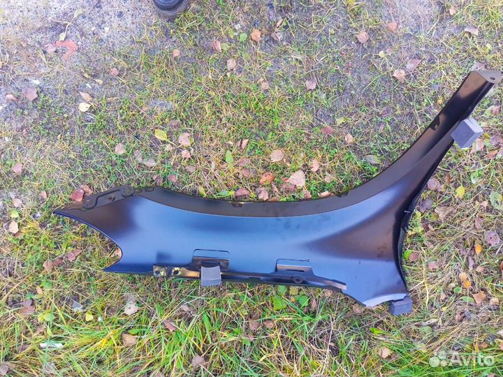 Крыло переднее левое