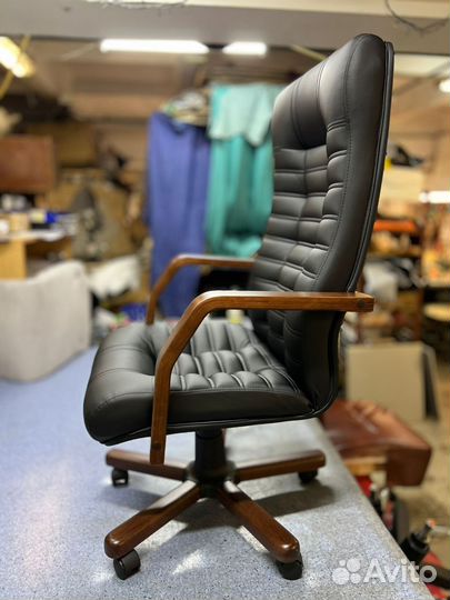 Компьютерное кресло