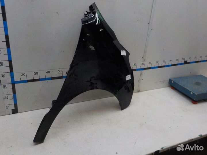 Б/У Б/У Крыло переднее правое Opel Zafira Life