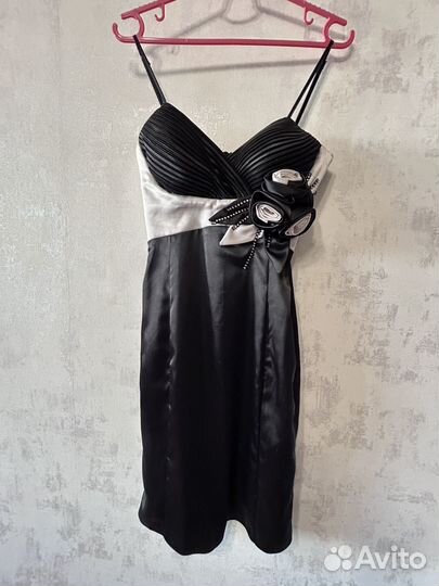 Платье мини вечернее черное