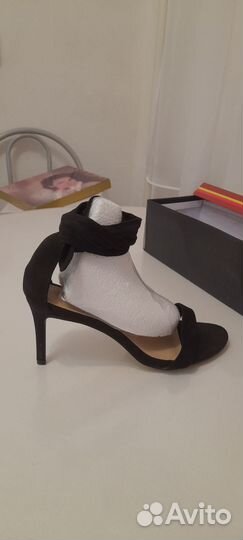 Босоножки женские 39 размер