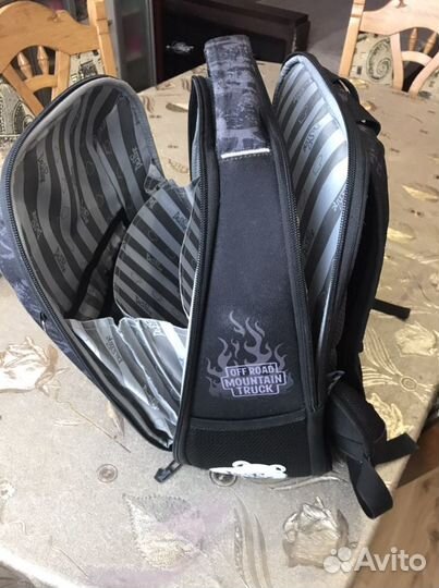 Ранец школьный для мальчика DeLune