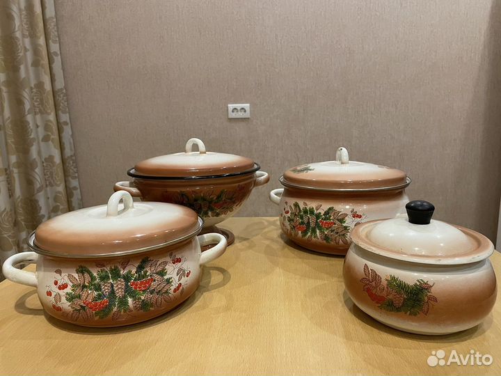 Кастрюли эмалированные набор СССР