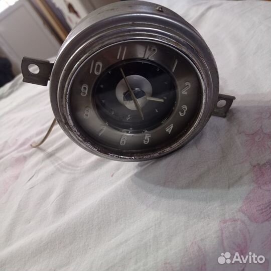 Автомобильные часы