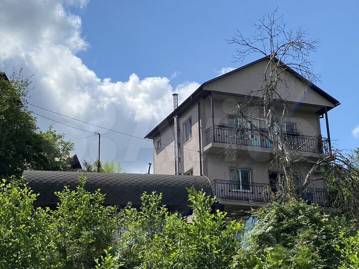 Дом 147 м² на участке 5 сот.