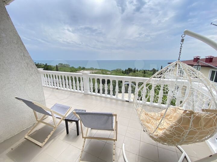 2-к. квартира, 70 м², 4/4 эт.