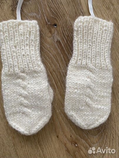 Варежки и носки из натуральной шерсти (новые)