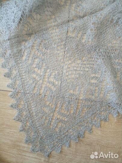 Платок шаль паутинка шарф