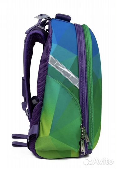 Школьный рюкзак, портфель