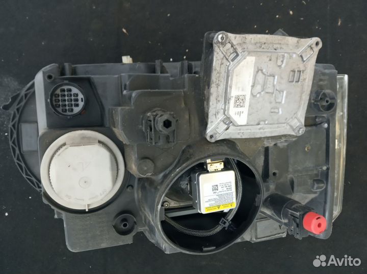 Фара биксенон левая Range Rover Vogue L322 2009-12