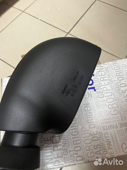 Зеркало левое механ. черное Logan Largus Sandero