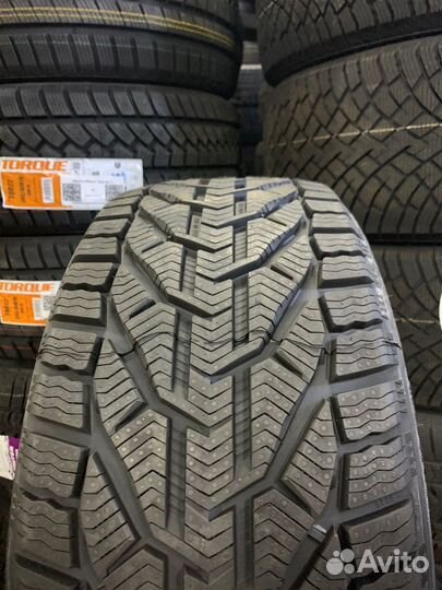 Tigar Winter 235/40 R18 95V
