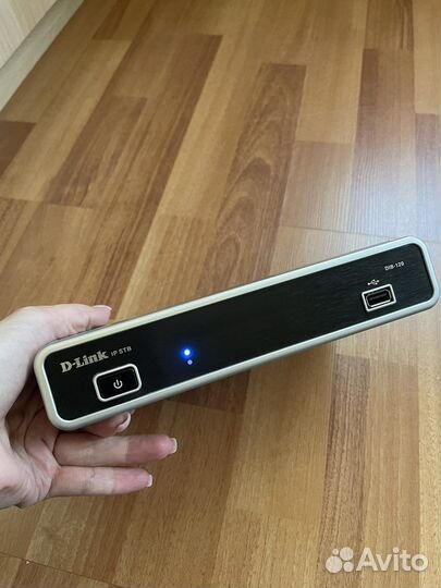 Цифровая телевизионная приставка D-Link