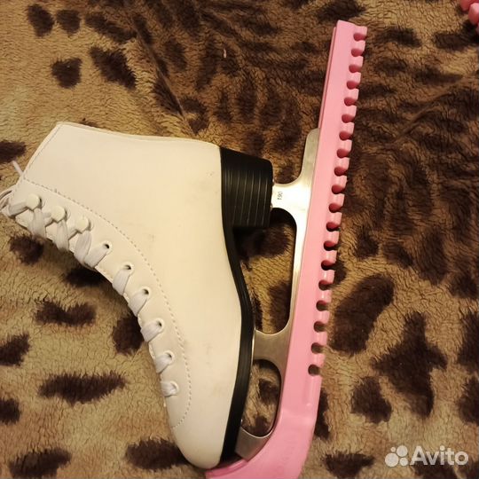 Детские коньки