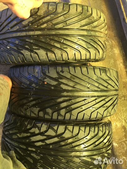 R16 Triangle TA01 205/40, PCD 4x98 DIA 57.1