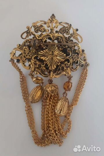 Чешская брошь