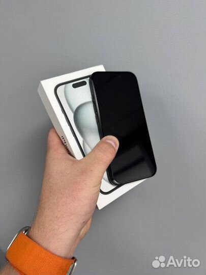 iPhone 15, 256 ГБ
