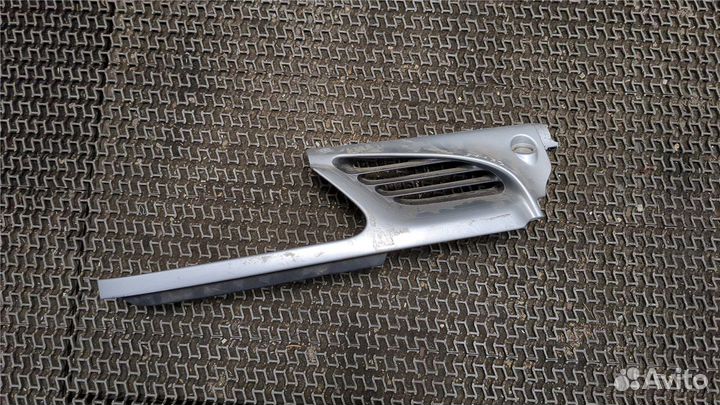 Решетка радиатора Renault Megane, 1997