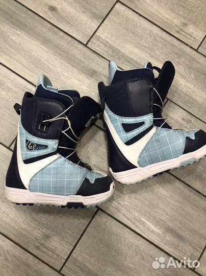 Сноубордические ботинки burton женские