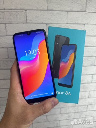 HONOR 8A, 2/32 ГБ