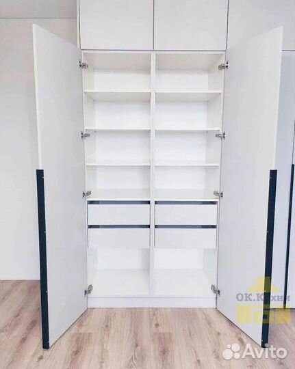 Шкаф стенка