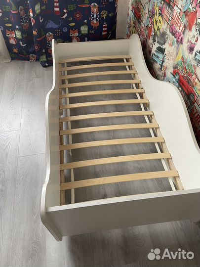 Детская кровать машинка с матрасом