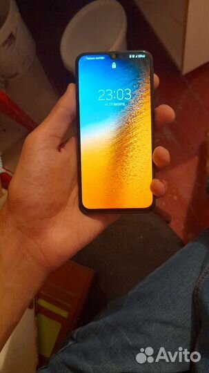 Мобильные телефоны