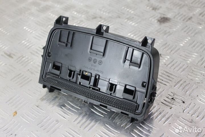 Подстаканник BMW 7 F01/F02 2011 9113863