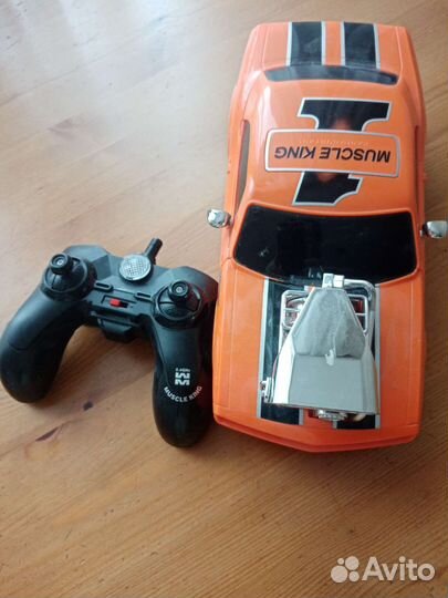 Радио управляемая машинка