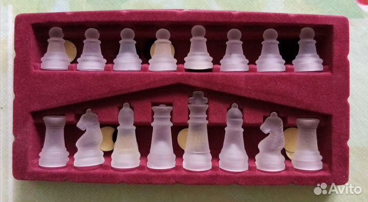 Шахматные фигурки (новые)