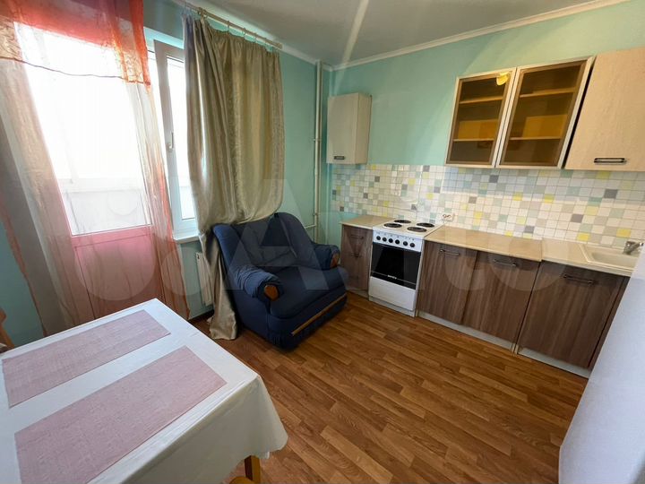 1-к. квартира, 35,8 м², 13/16 эт.