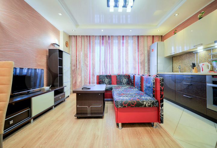 3-к. квартира, 72 м², 2/10 эт.