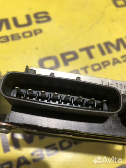 Блок управления форсунками Toyota Voxy